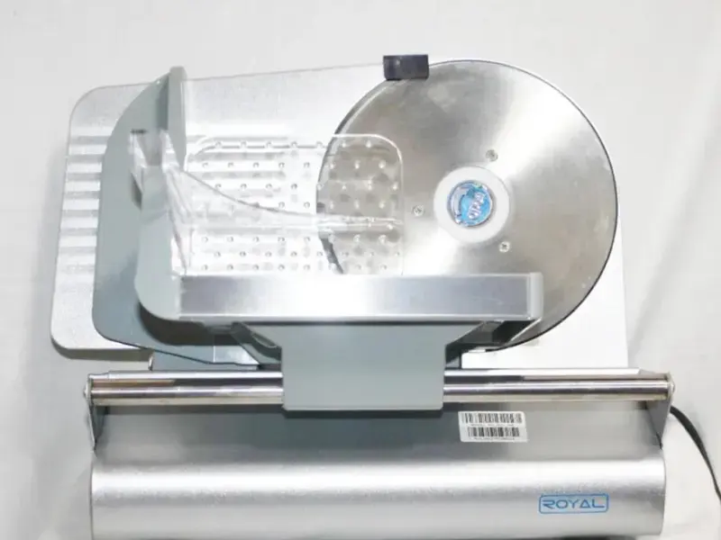 LASQUEADORA MARCA ROYAL MODELO RSL360, POTENCIA 150W, 110V 60HZ, 190 MM DIÁMETRO DE CORTE, GROSOR DEL CORTE AJUSTABLE 0-15 MM